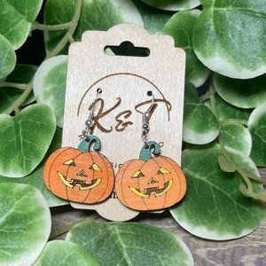 Pumpkin Earrings - Spooky - Gift for her - Seasonal Earrings - Jack -O- Lantern